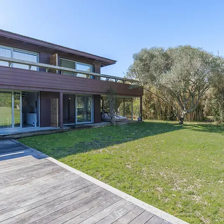 Le Trois Du Petit Sperone By Interhome * بونيفَسْيو